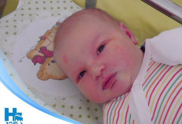 ჩვენი ახალშობილი ანტონი-დავით ჰოლმსი