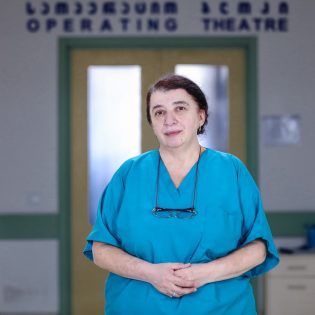 დარეჯან ომიაძე