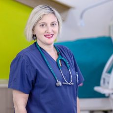 თეონა დევდარიანი