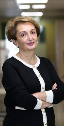 ნინო ავალიანი