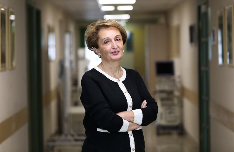 ნინო ავალიანი